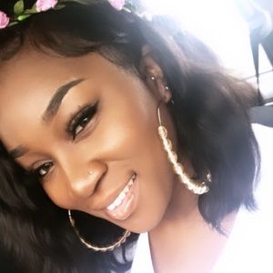 Meet your Posher, Krissy